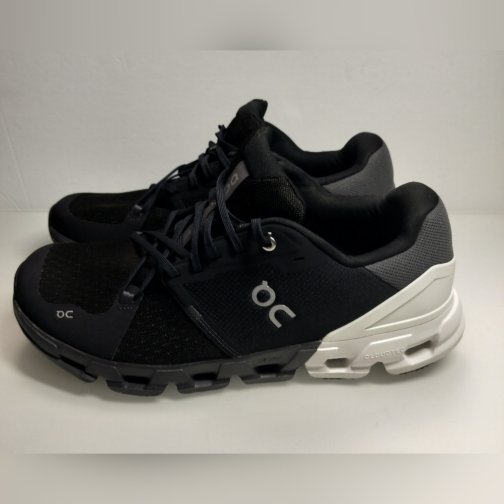 On Cloudflyer 4 Black Running Shoe Men's Size USM13 Sneaker Pre-owned